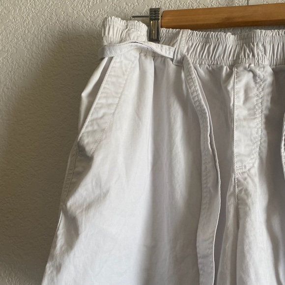 Polo by Ralph Lauren white shorts in perfect condition. Size L - Picture 3 of 6